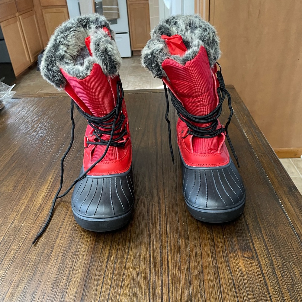 Dream Pairs Women's Red Winter Boots Size 10 Gorpcore Snow - Picture 2 of 6